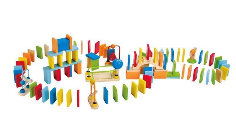 Le marché des jouets en bois • Plumetis Magazine